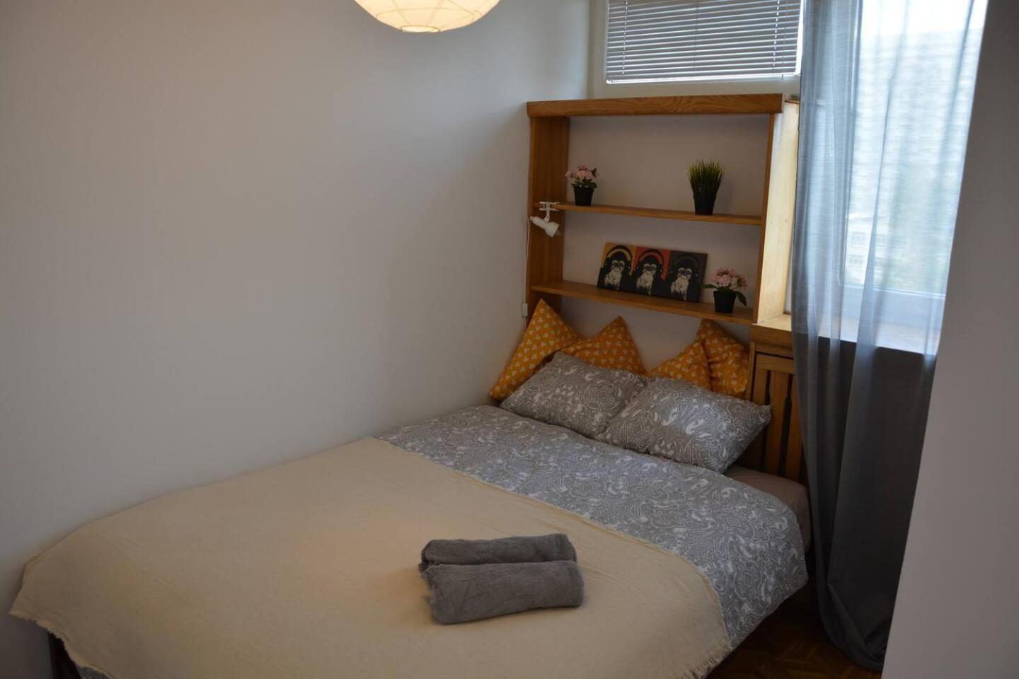 ורשה Ohmyhome - Sunny Apartment In City Center מראה חיצוני תמונה